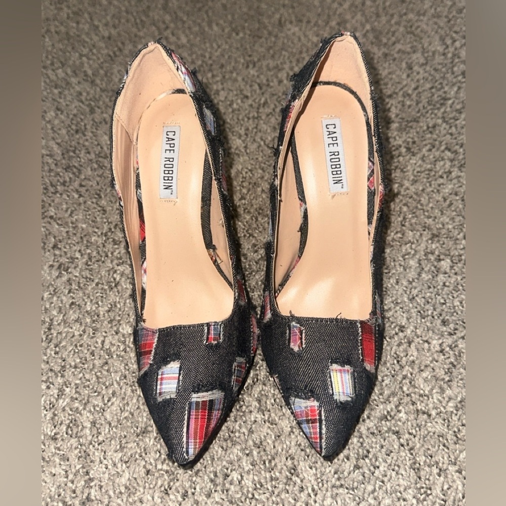 Cape Robbin Women's Black and Red Patch Heels